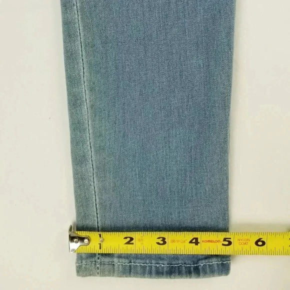 True Religion Sz 27 Brooklyn Embroidered USA Flag - Picture 10 of 10